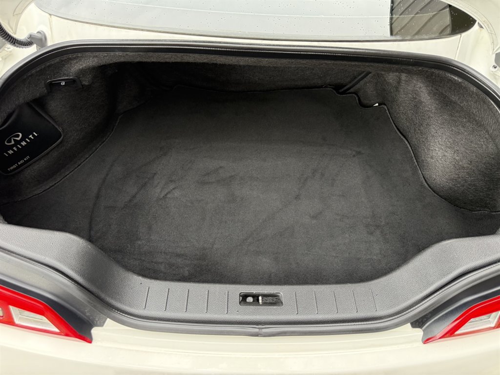 Used 2014 INFINITI Q60 Journey w/ Premium Package RWD image 25