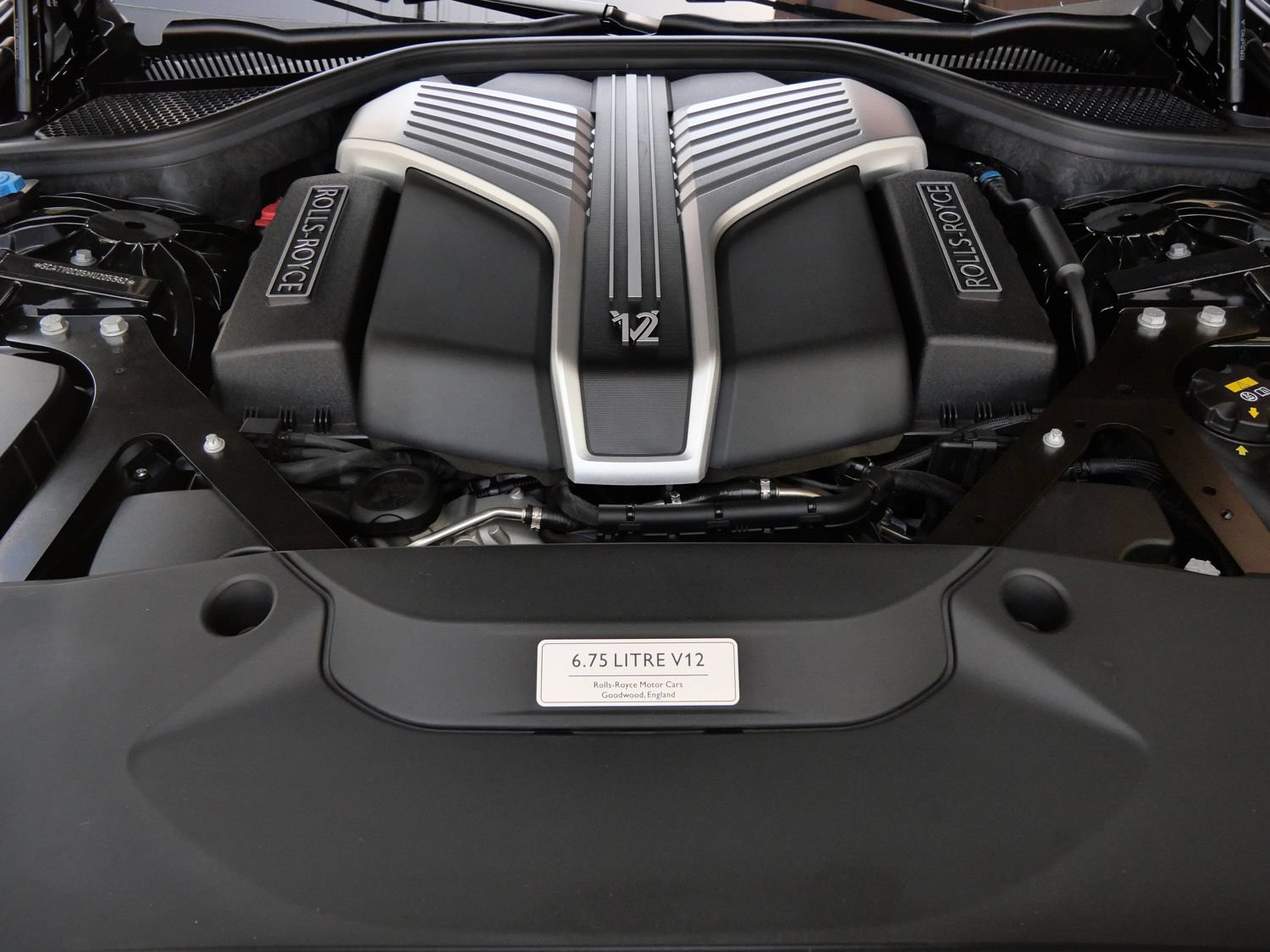 Certified 2021 Rolls-Royce Ghost AWD/4WD image 32