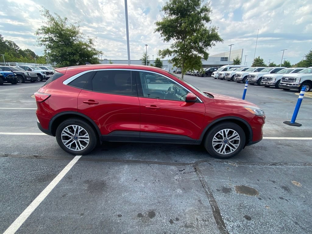 Used 2022 Ford Escape SEL w/ Technology Package AWD/4WD image 8