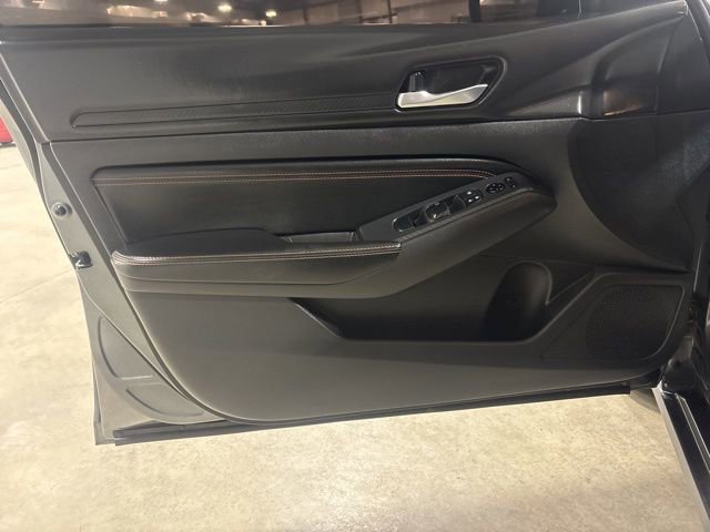 Used 2021 Nissan Altima 2.5 SR image 14