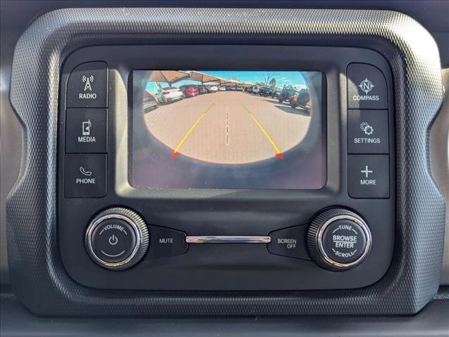 Used 2020 Jeep Wrangler Sport image 14