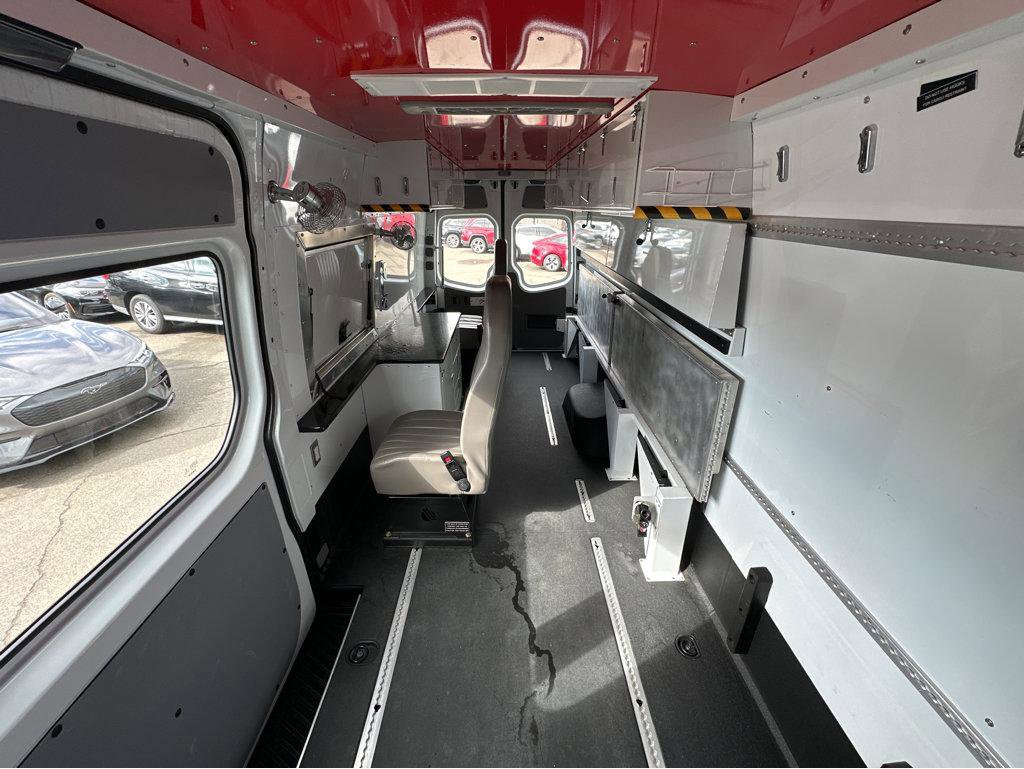 Used 2015 Mercedes-Benz Sprinter 3500 w/ Cargo Protection Package image 9