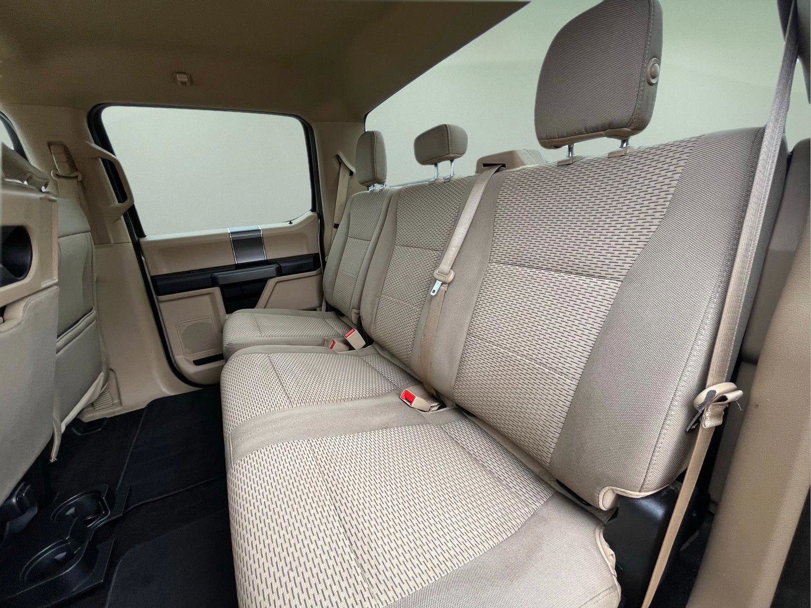 Used 2018 Ford F150 XLT w/ XTR Package image 28