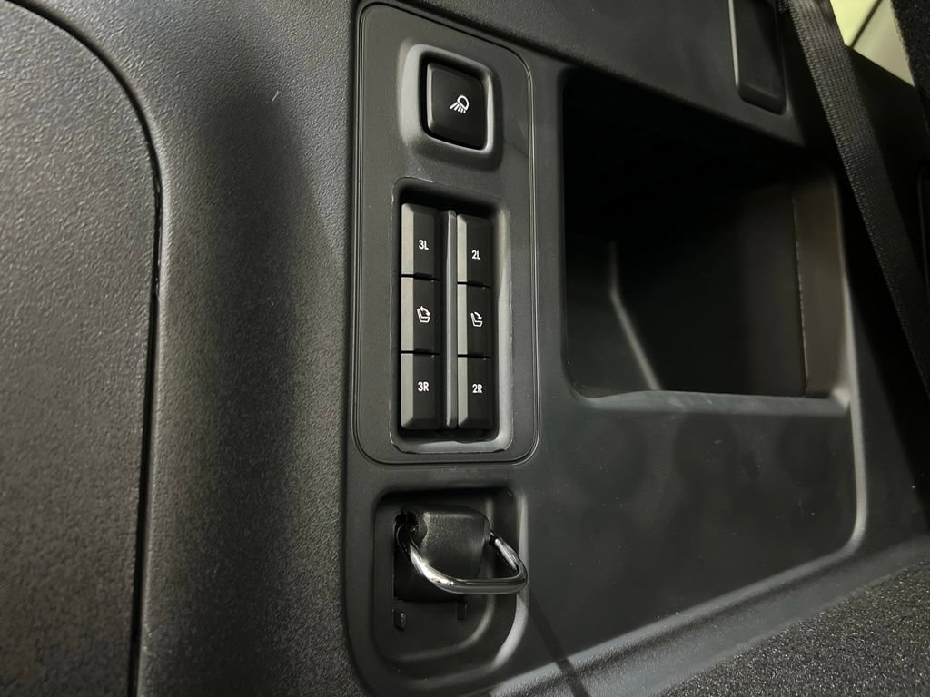 Used 2026 Lincoln Navigator Premiere AWD/4WD image 41