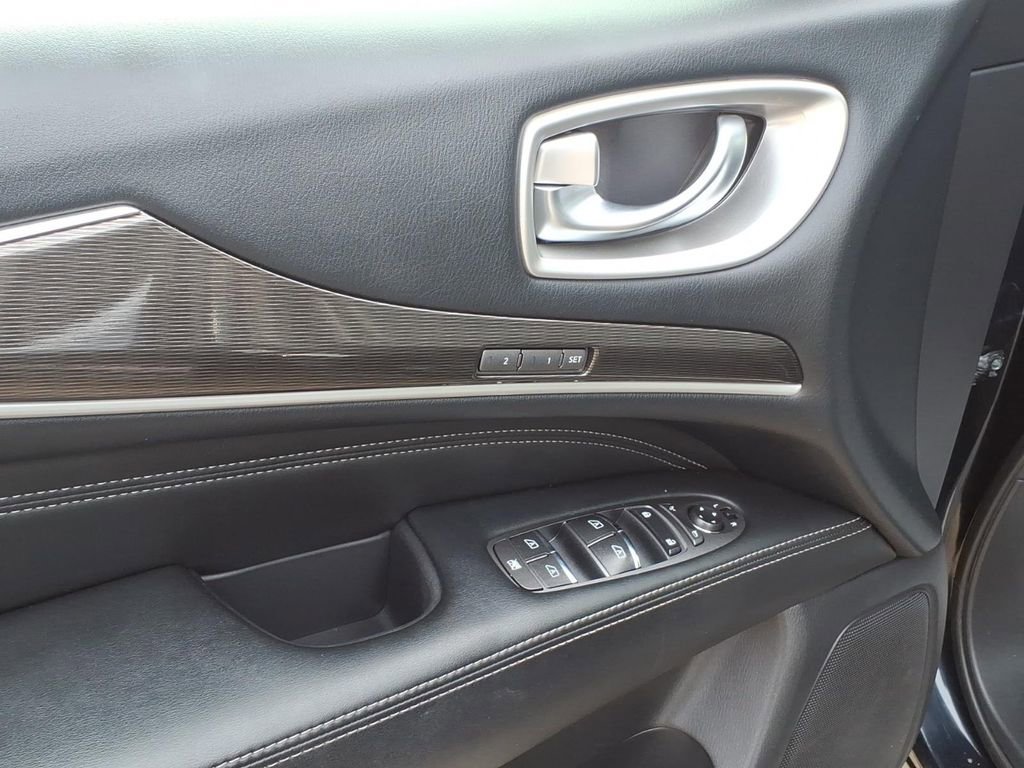 Used 2016 INFINITI QX60 AWD w/ Premium Plus Package image 10