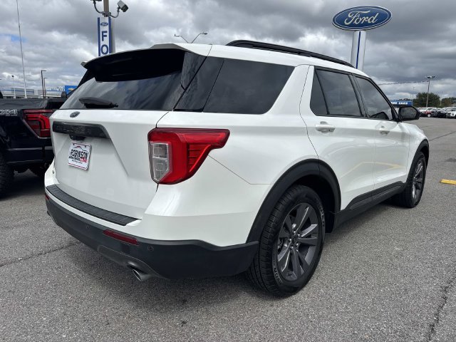 Used 2022 Ford Explorer XLT w/ Equipment Group 202A RWD image 5