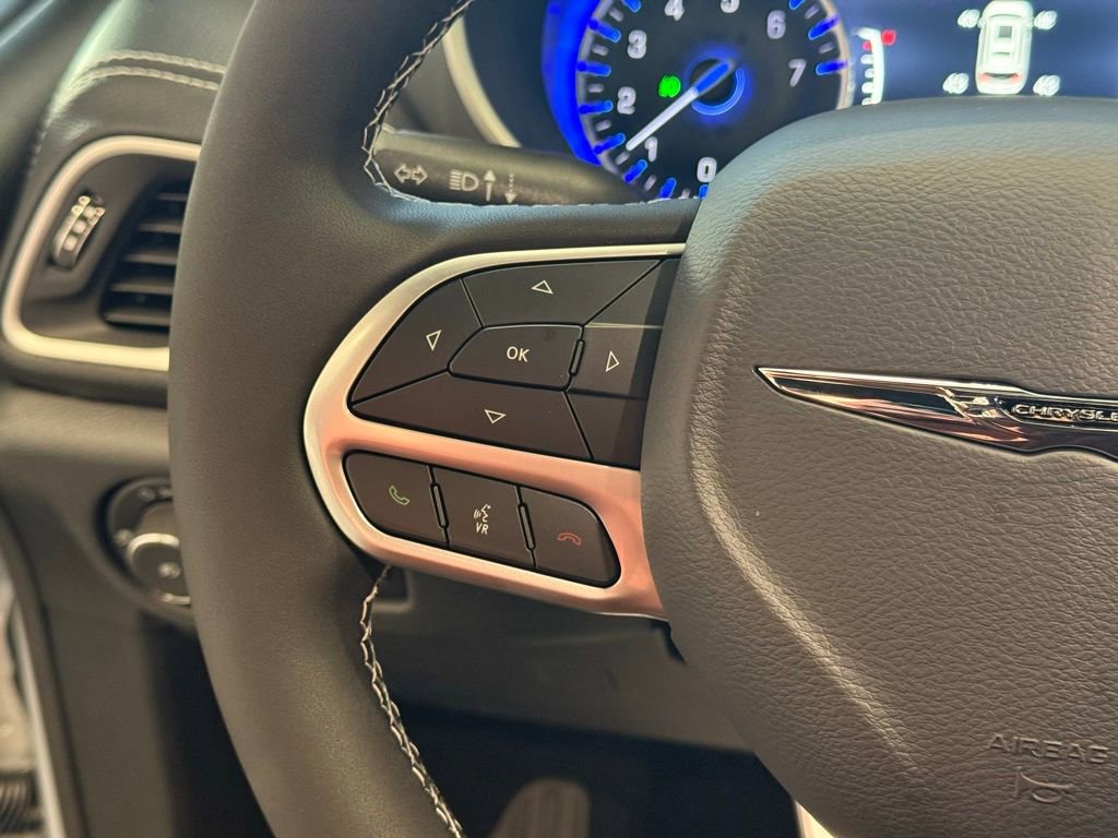 New 2026 Chrysler Pacifica Select image 27