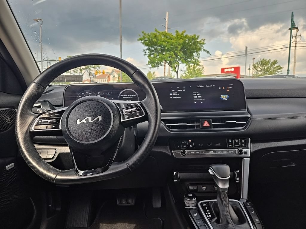 Certified 2024 Kia Seltos SX AWD/4WD image 38