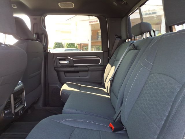 New 2026 RAM 2500 Big Horn AWD/4WD image 7
