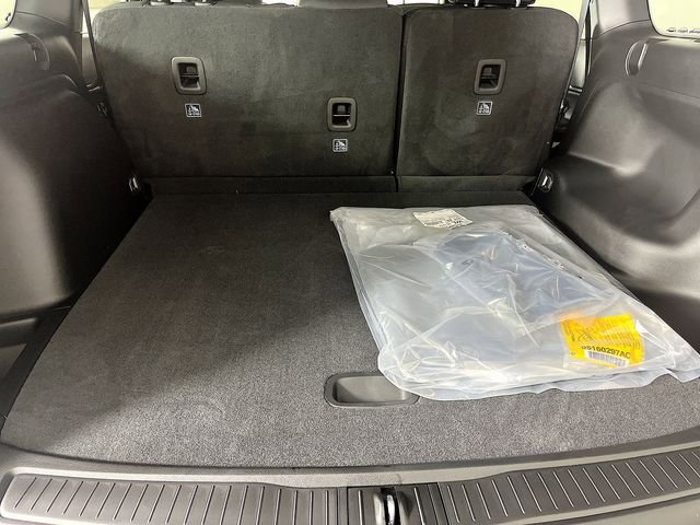 New 2025 Jeep Grand Cherokee Laredo image 28