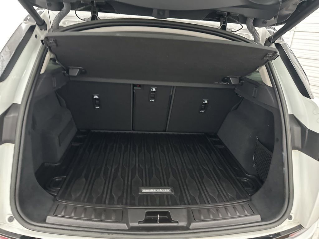 Used 2023 Land Rover Range Rover Evoque S image 23