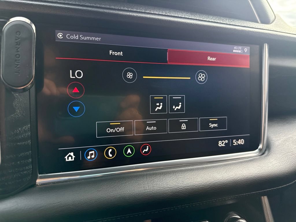 Used 2021 GMC Yukon XL Denali w/ Denali Premium Package AWD/4WD image 33