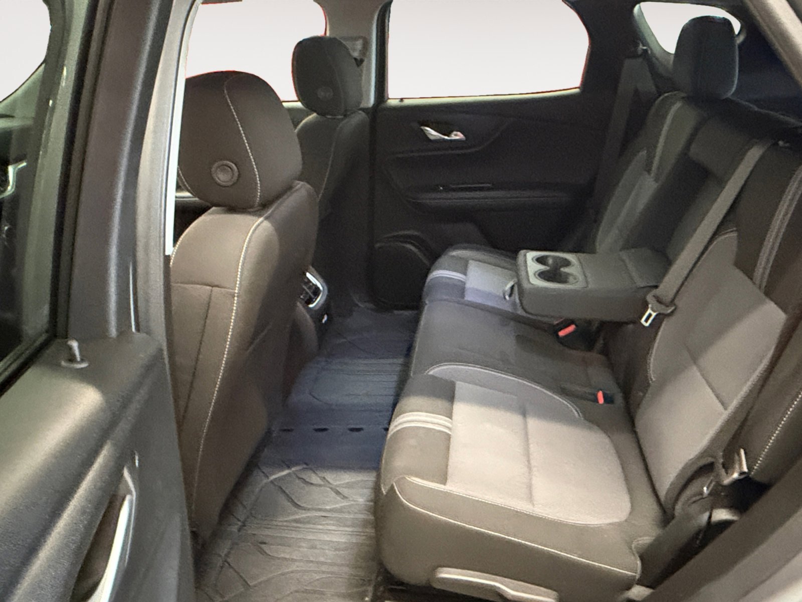 Used 2024 Chevrolet Blazer LT w/ Convenience Package FWD image 23