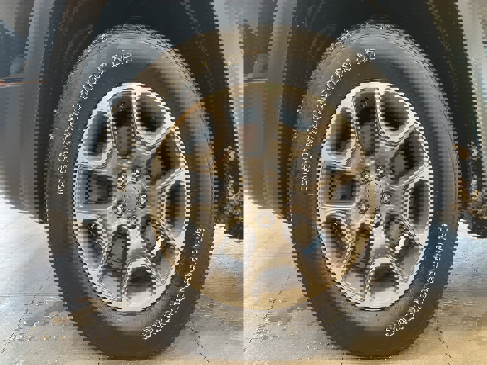 Used 2020 Jeep Cherokee Trailhawk w/ Cold Weather Group image 9