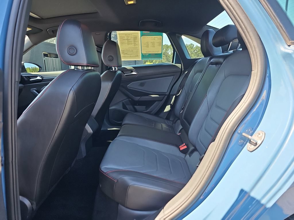 Used 2025 Volkswagen Jetta GLI Autobahn FWD image 19