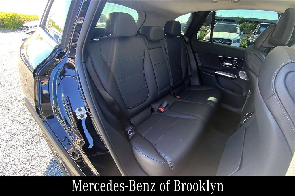 Certified 2025 Mercedes-Benz GLC 350e 4MATIC image 21