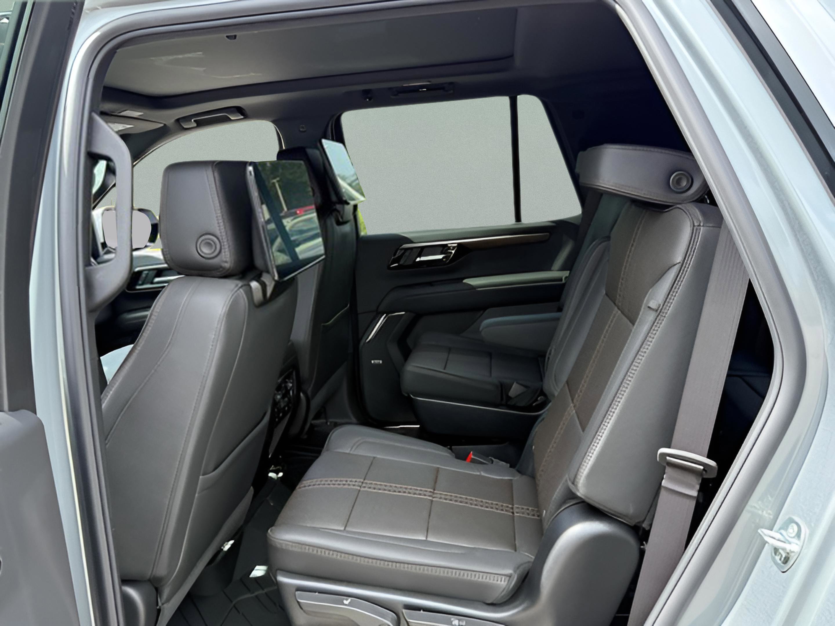 New 2026 Chevrolet Tahoe High Country image 12