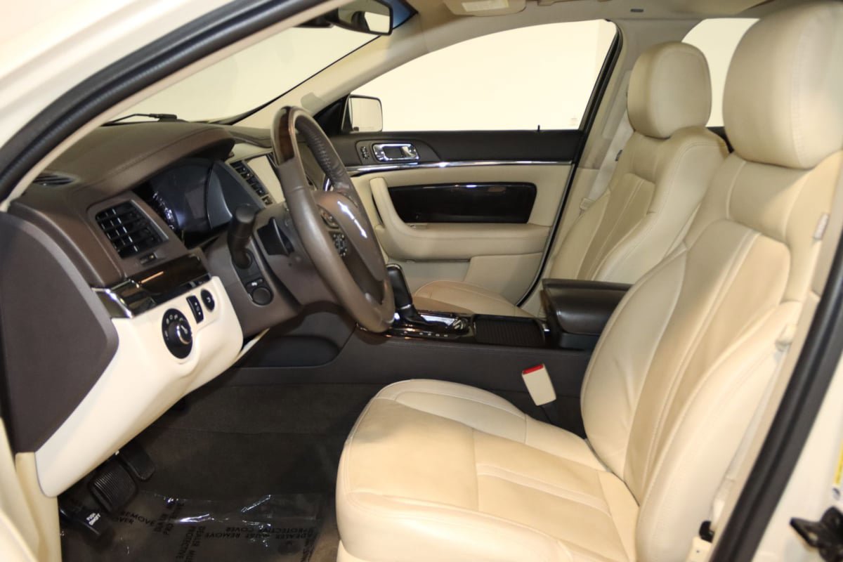 Used 2016 Lincoln MKS AWD w/ Equipment Group 101A image 35