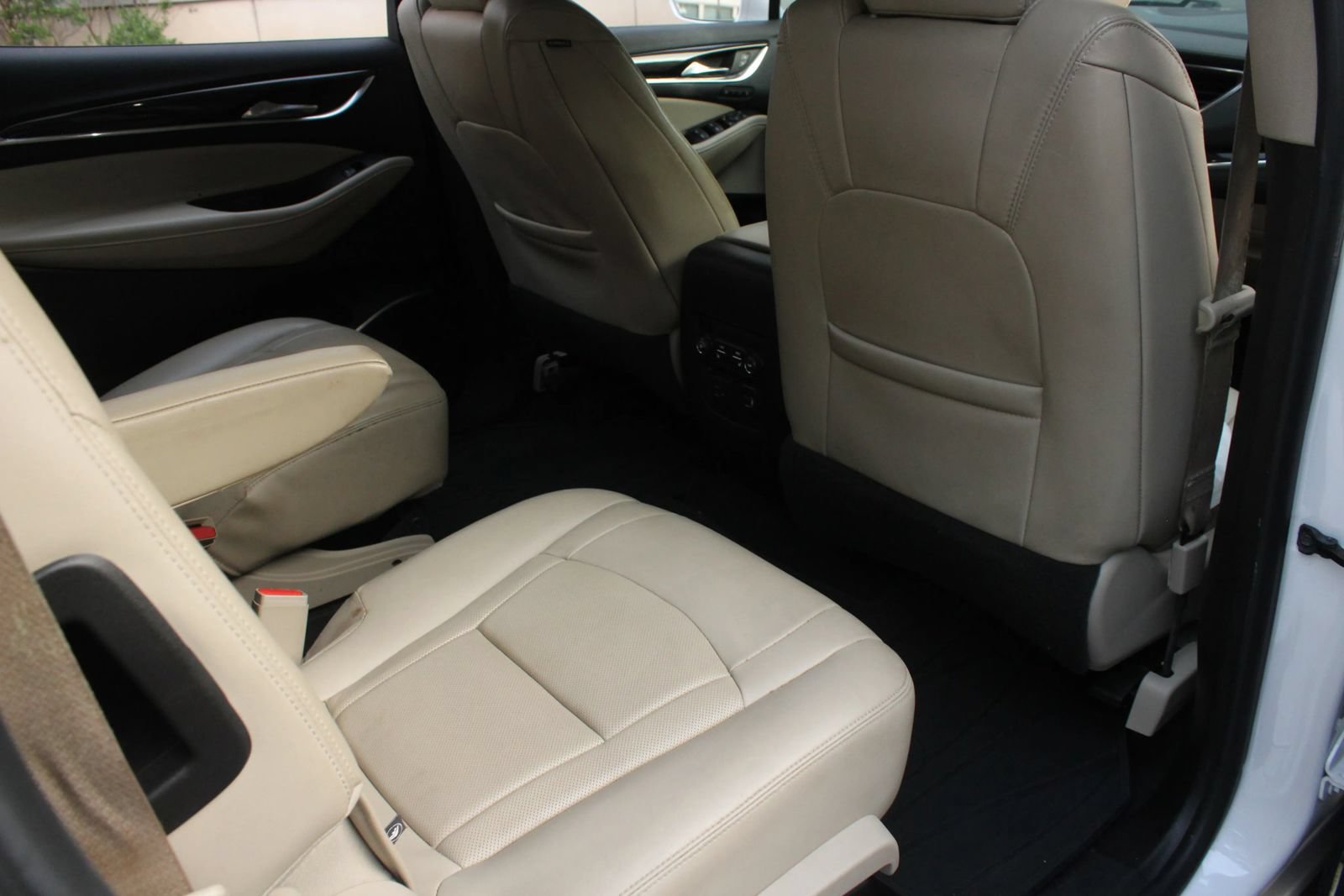 Used 2018 Buick Enclave Premium w/ Experience Buick Package AWD/4WD image 21