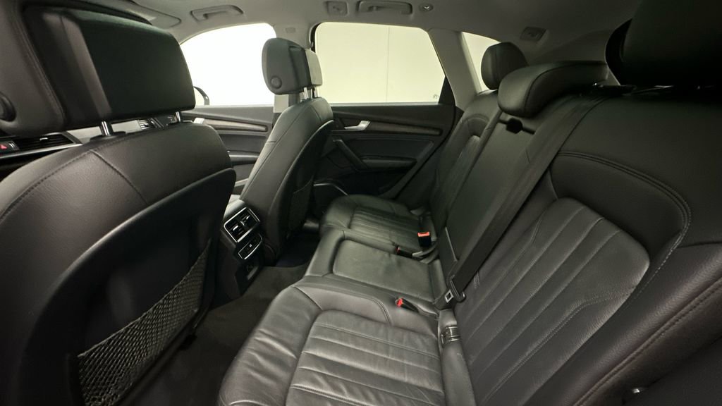 Used 2018 Audi Q5 2.0T Premium Plus w/ Premium Plus Package image 10
