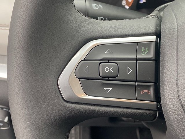 New 2026 Jeep Compass Limited image 17