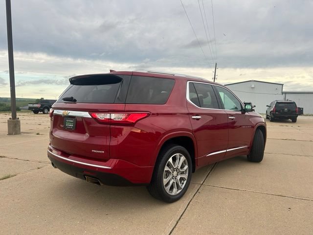 Used 2020 Chevrolet Traverse Premier FWD image 5