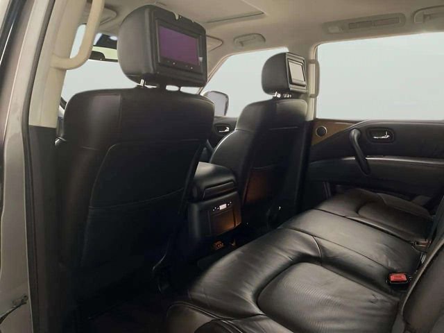 Used 2011 INFINITI QX56 2WD w/ Theater Pkg image 32