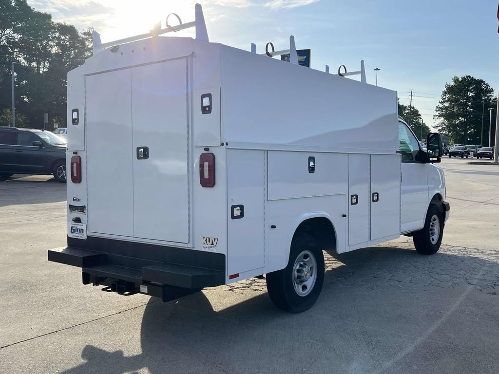 New 2026 Chevrolet Express 3500 w/ Power Convenience Package RWD image 4