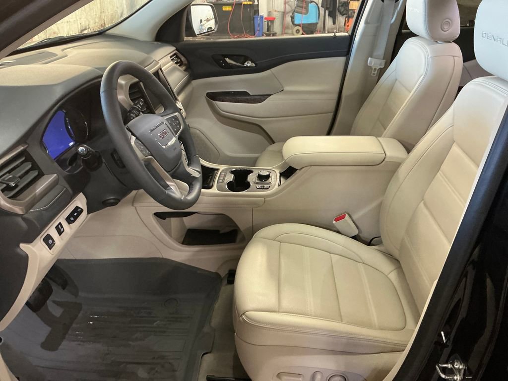 Certified 2023 GMC Acadia Denali w/ Denali Ultimate Package AWD/4WD image 14