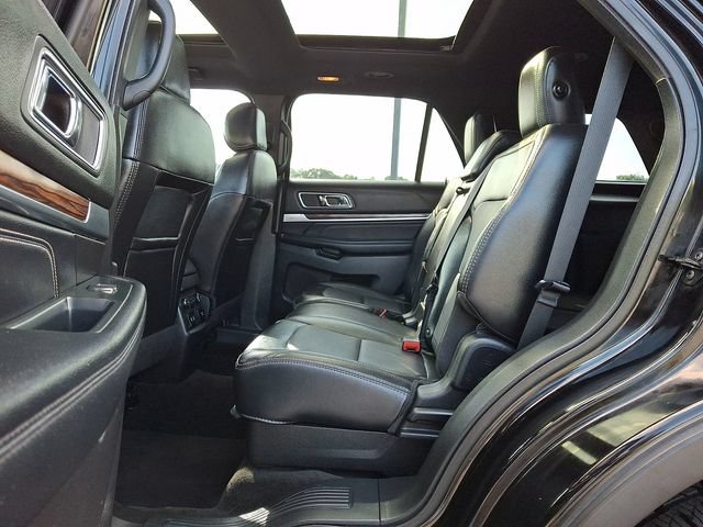 Used 2017 Ford Explorer Limited AWD/4WD image 13