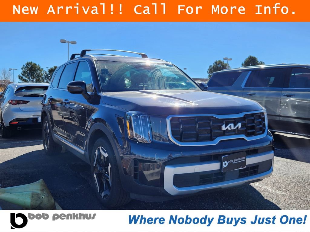 Used 2025 Kia Telluride S image 1