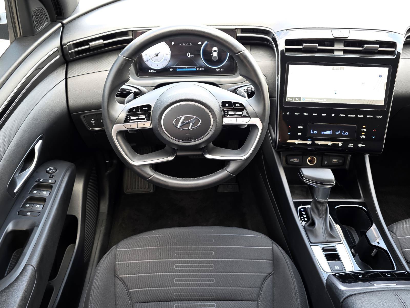 Used 2023 Hyundai Santa Cruz SEL Premium AWD/4WD image 11