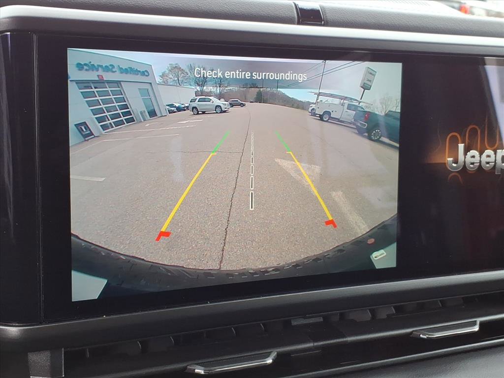 Used 2025 Jeep Wrangler Unlimited Rubicon 4xe w/ Safety Group image 24