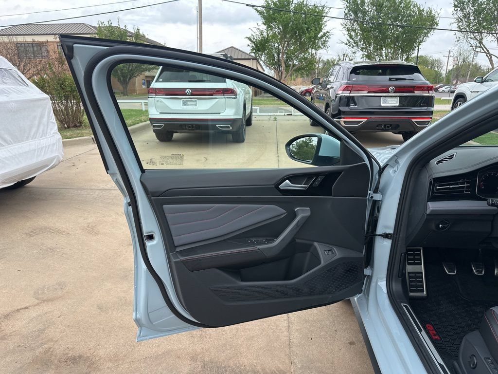 New 2026 Volkswagen Jetta GLI Autobahn FWD image 9