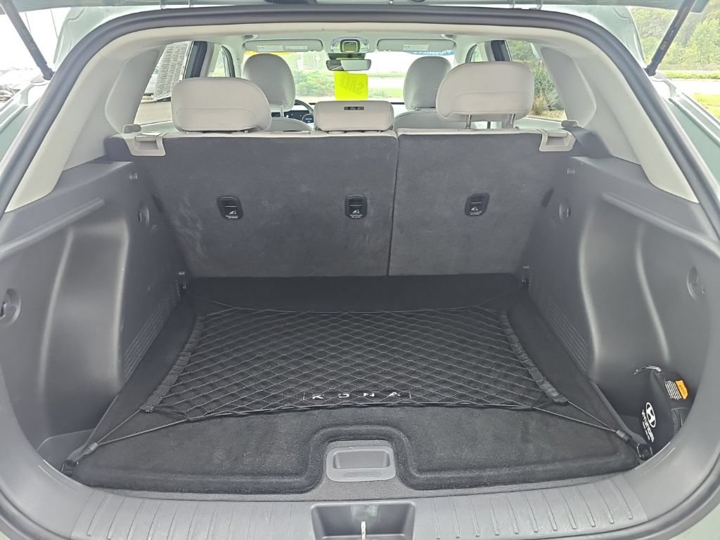 Certified 2024 Hyundai Kona SEL w/ Convenience Package AWD/4WD image 32