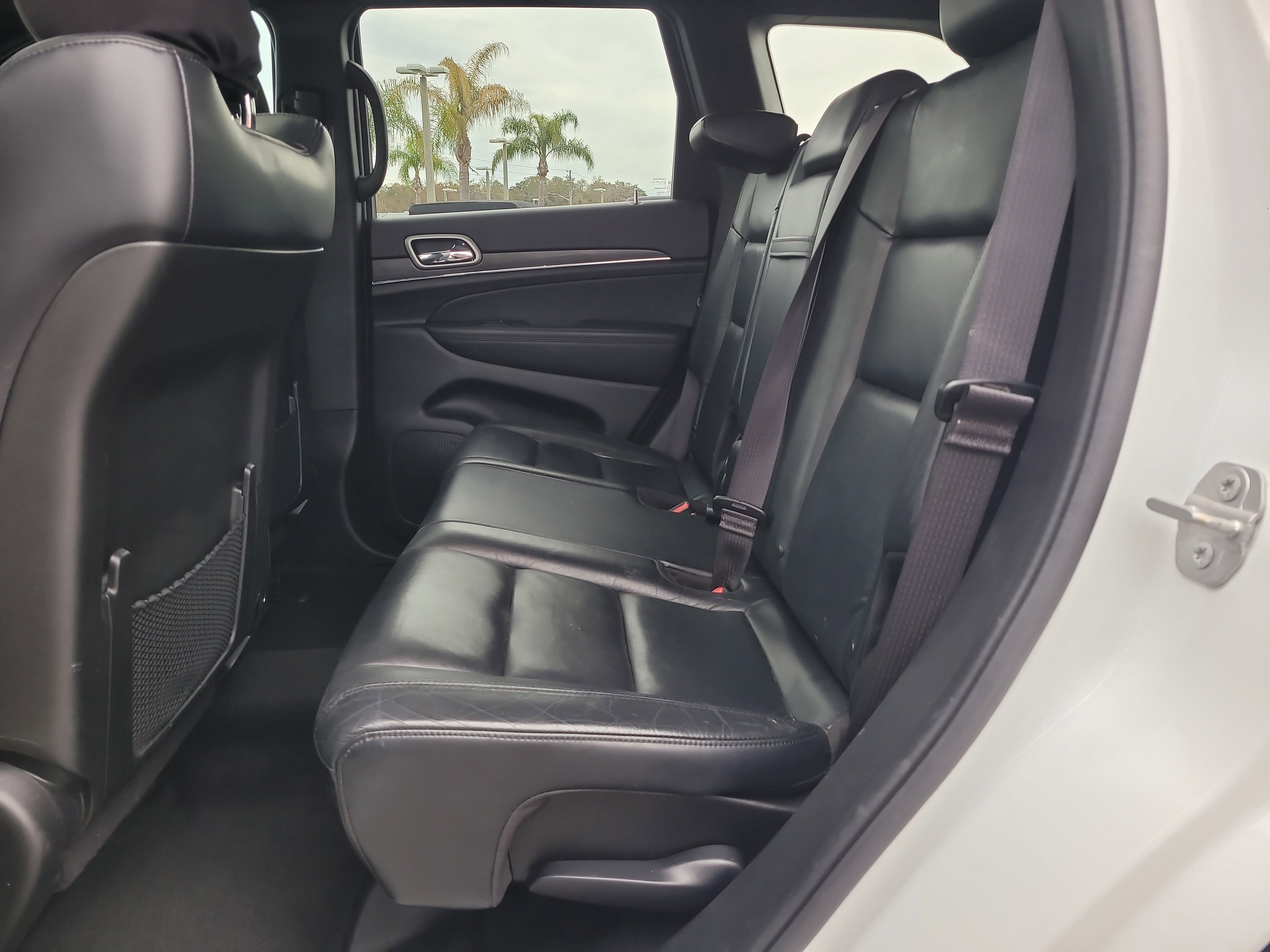 Used 2022 Jeep Grand Cherokee Limited image 11