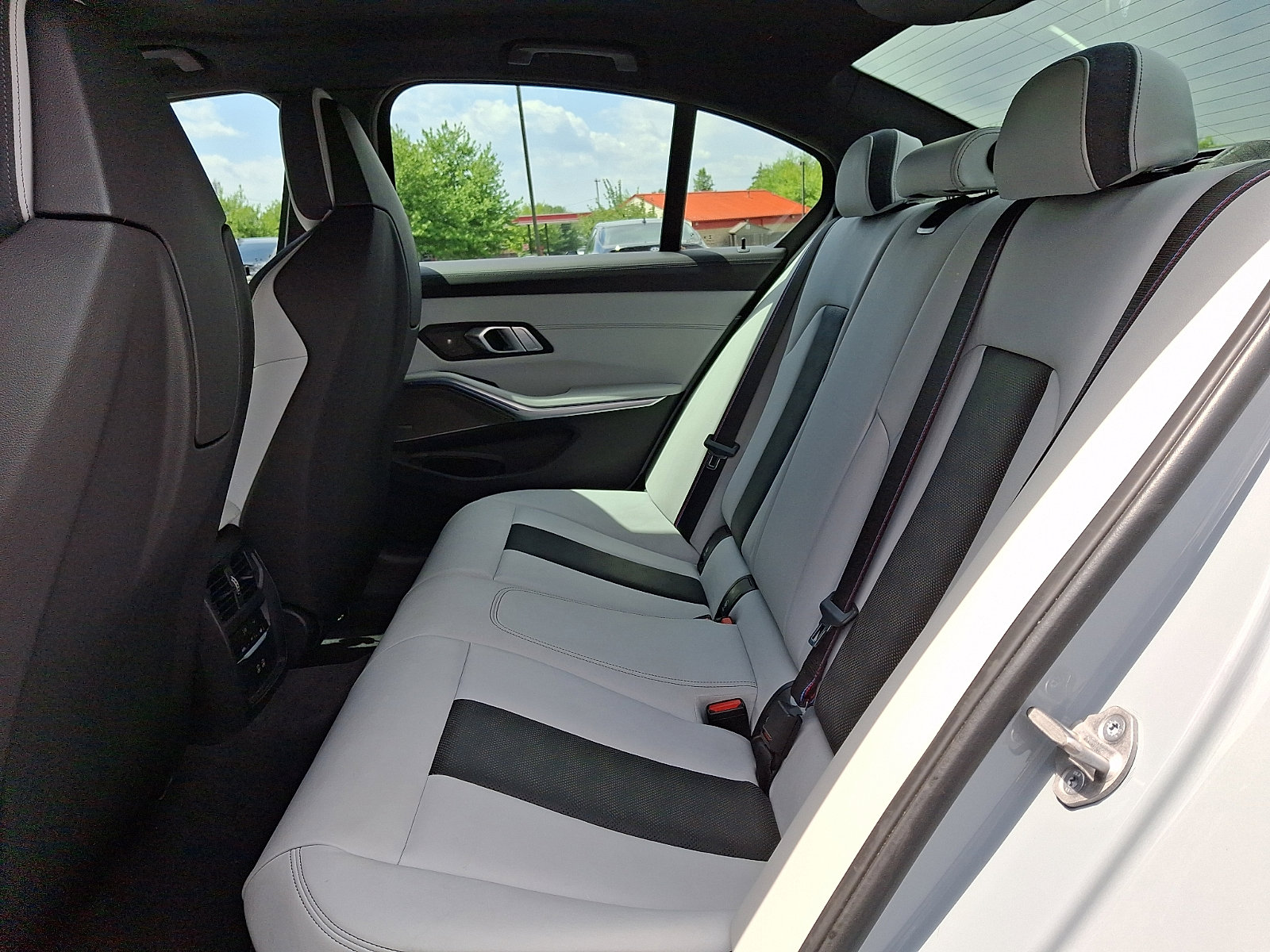 Used 2022 BMW M3 Competition w/ Executive Package AWD/4WD image 10