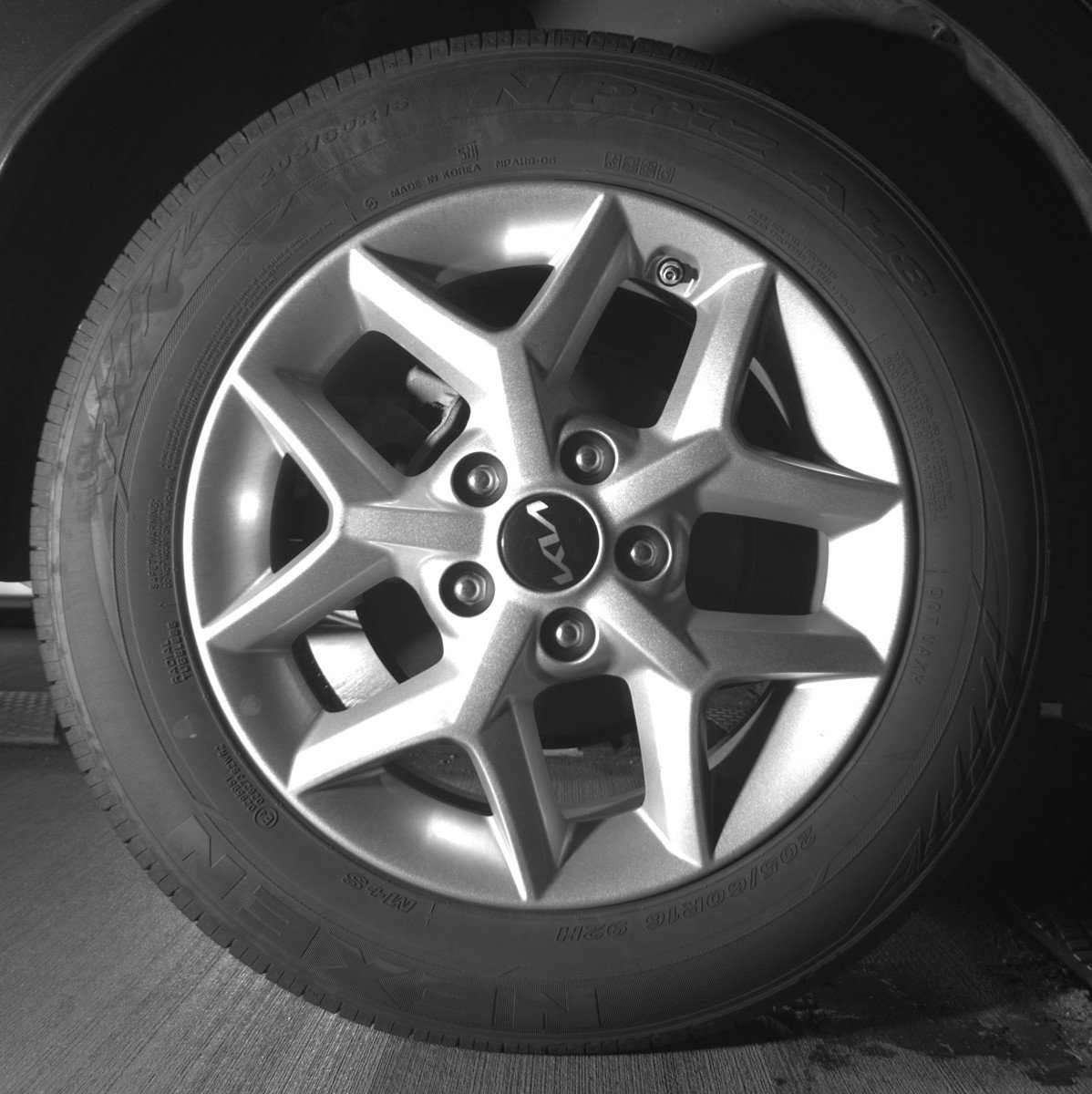 Used 2025 Kia Soul LX w/ LX Technology Package image 15