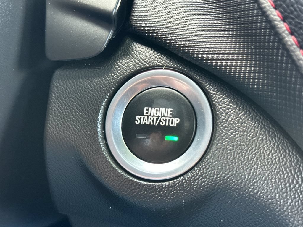 Used 2023 Chevrolet Equinox RS FWD image 21