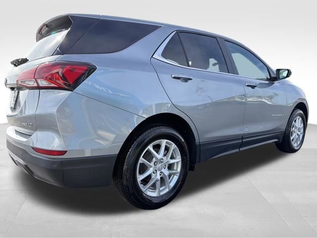 Used 2024 Chevrolet Equinox LT w/ LPO, Floor Liner Package image 7