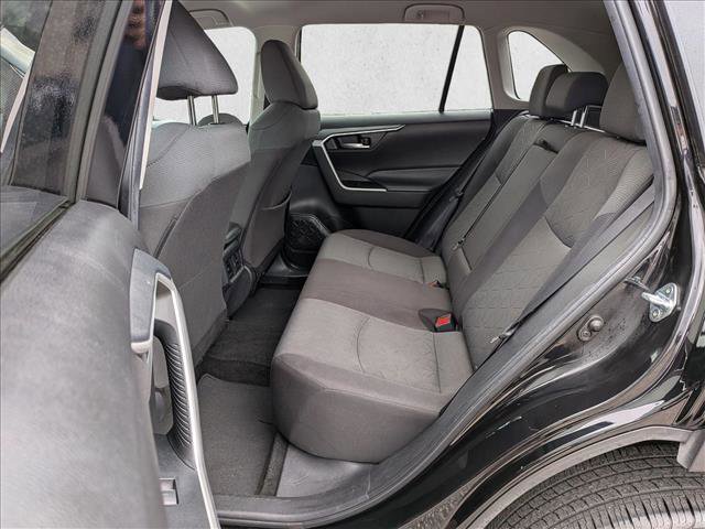 Used 2022 Toyota RAV4 XLE FWD image 19