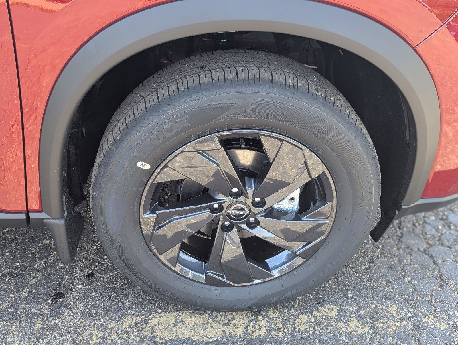 New 2026 Nissan Rogue SV AWD/4WD image 42