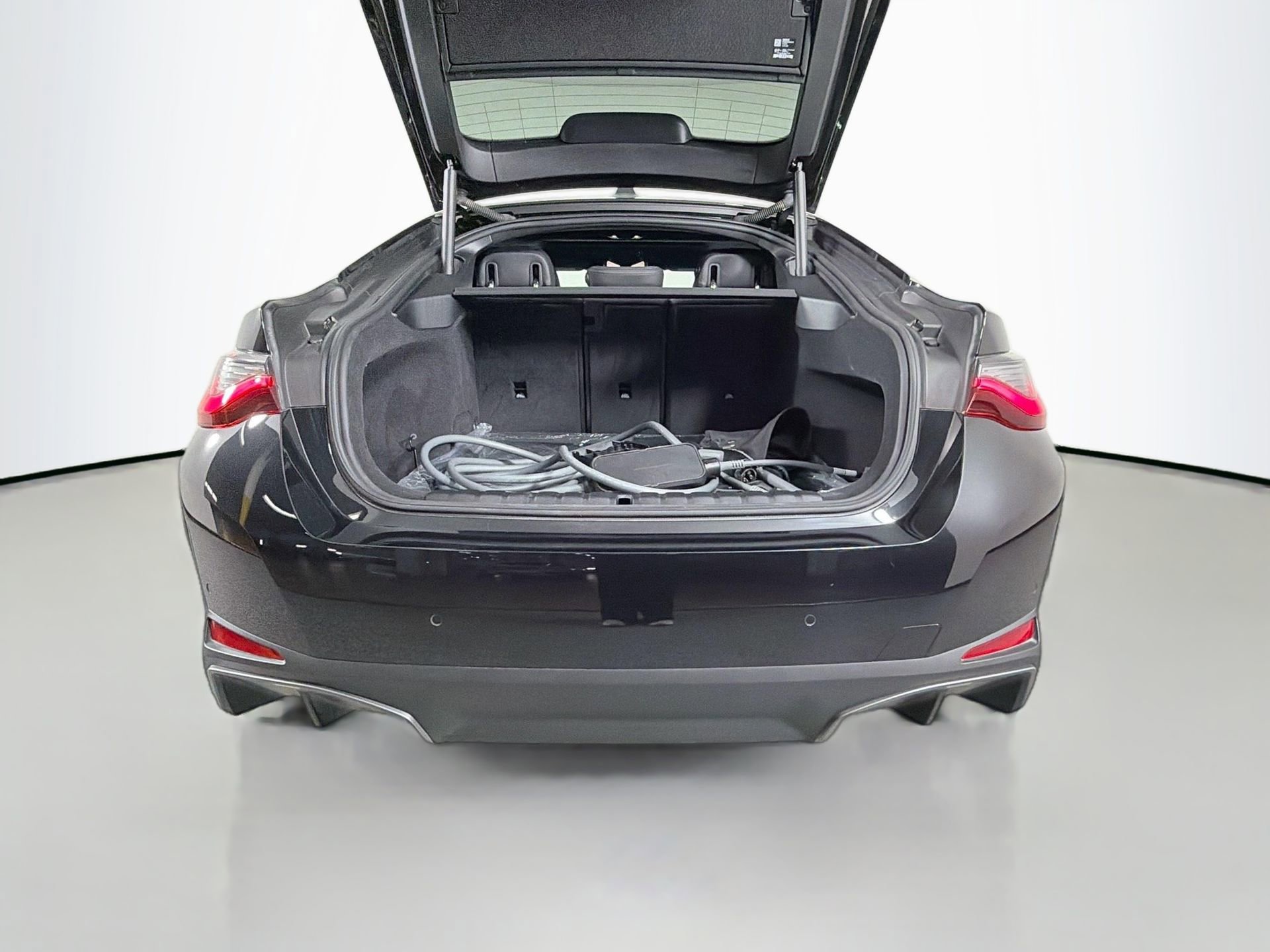 Certified 2025 BMW i4 eDrive40 w/ Premium Package image 28