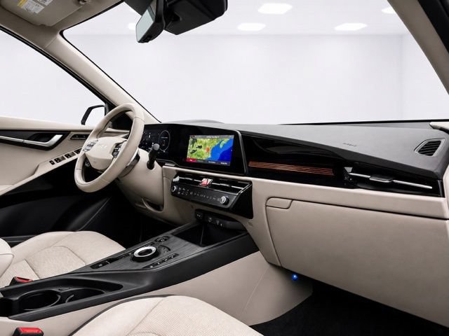 Used 2024 Kia Niro Wave w/ Wave Preserve Package FWD image 16