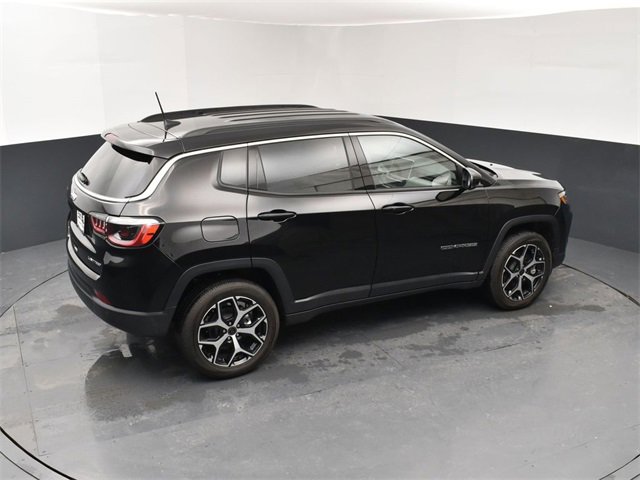 New 2026 Jeep Compass Limited w/ Mopar All Weather Package image 18