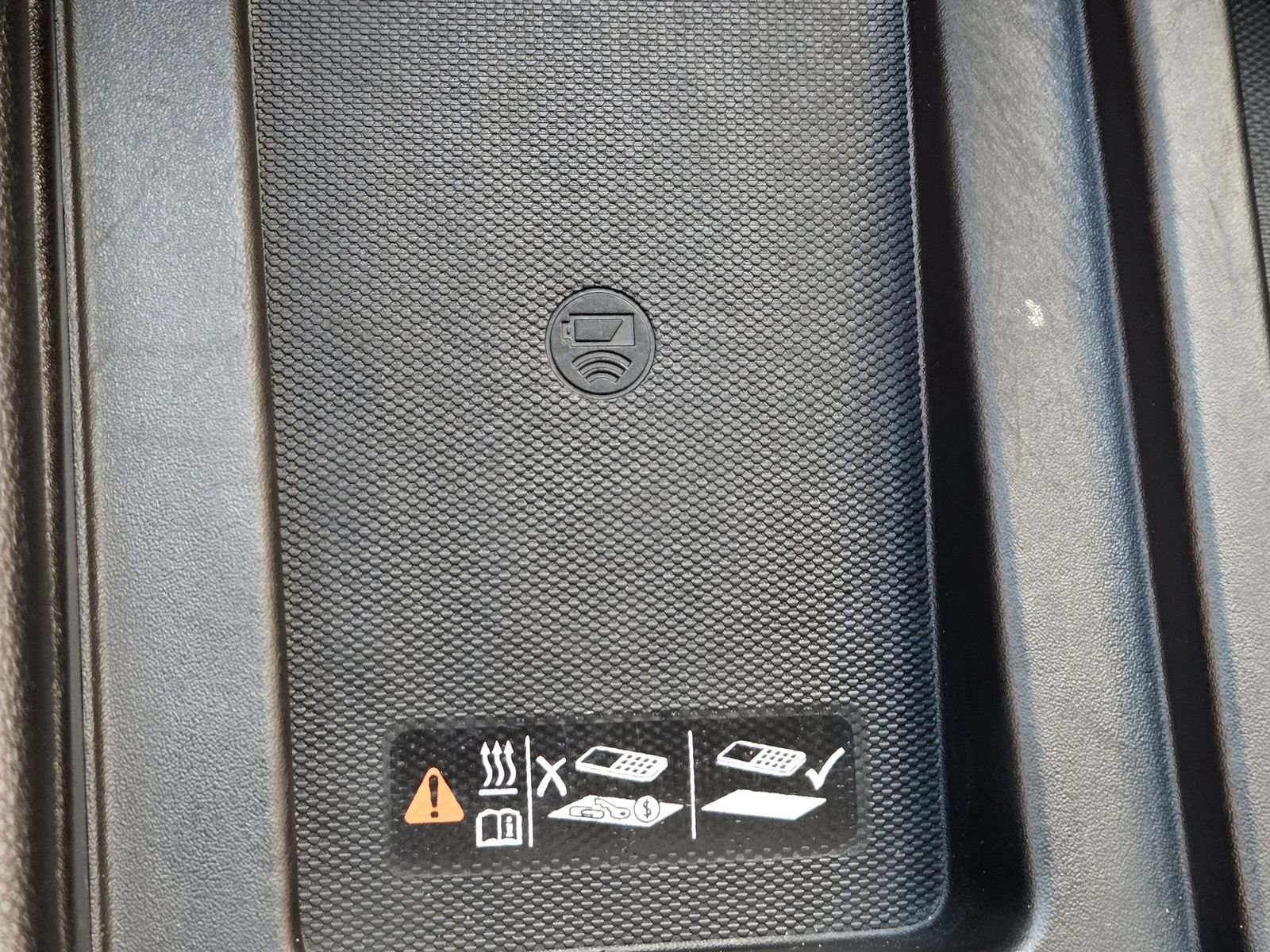 Used 2020 GMC Sierra 2500 AT4 w/ AT4 Premium Package image 21