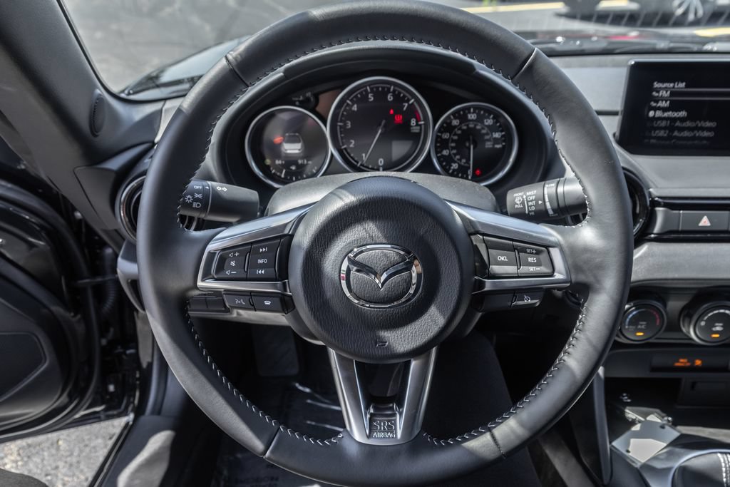 Used 2026 MAZDA MX-5 Miata Sport w/ Appearance Package RWD image 22