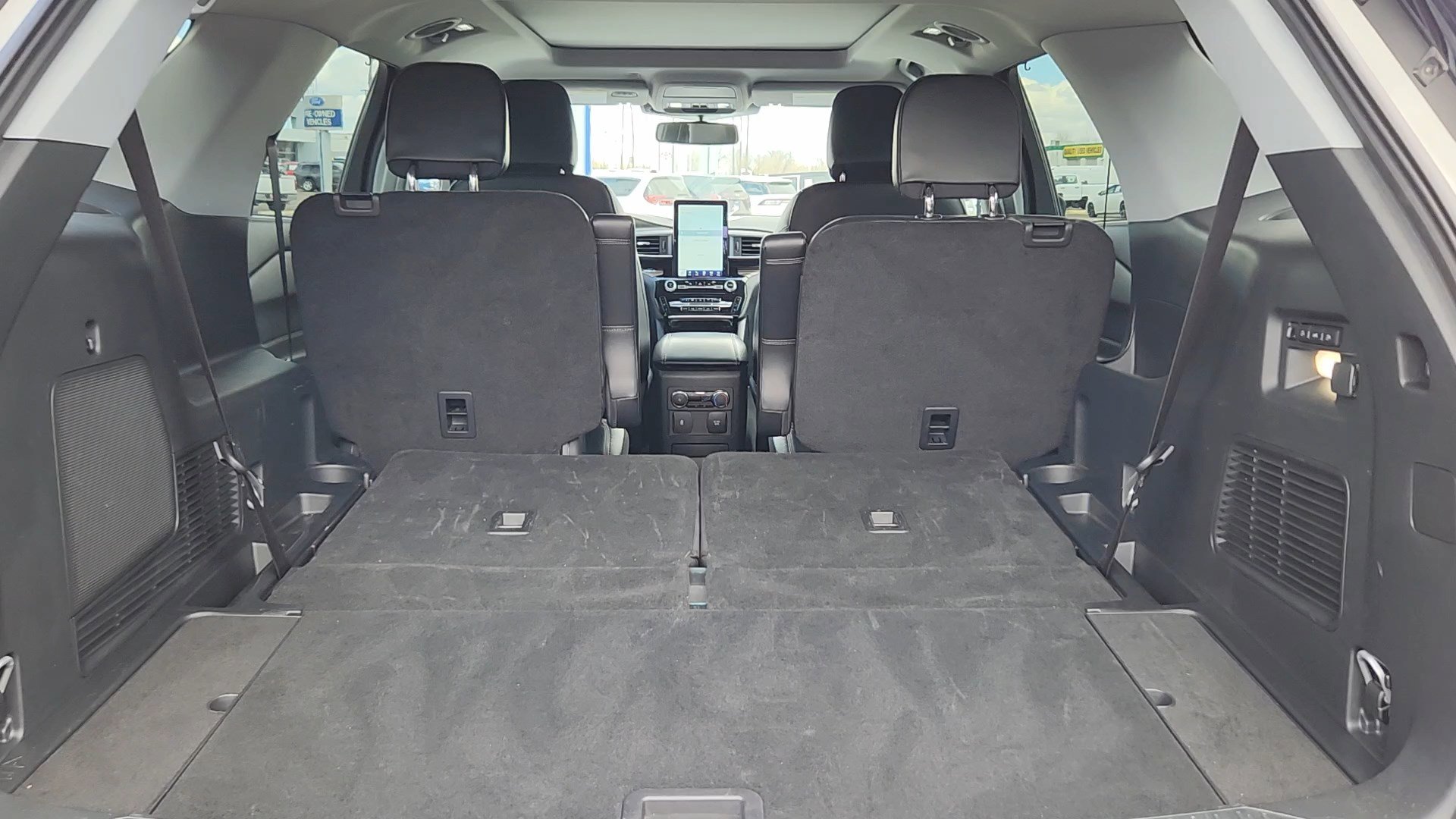 Used 2023 Ford Explorer Limited w/ Limited Technology Package image 20