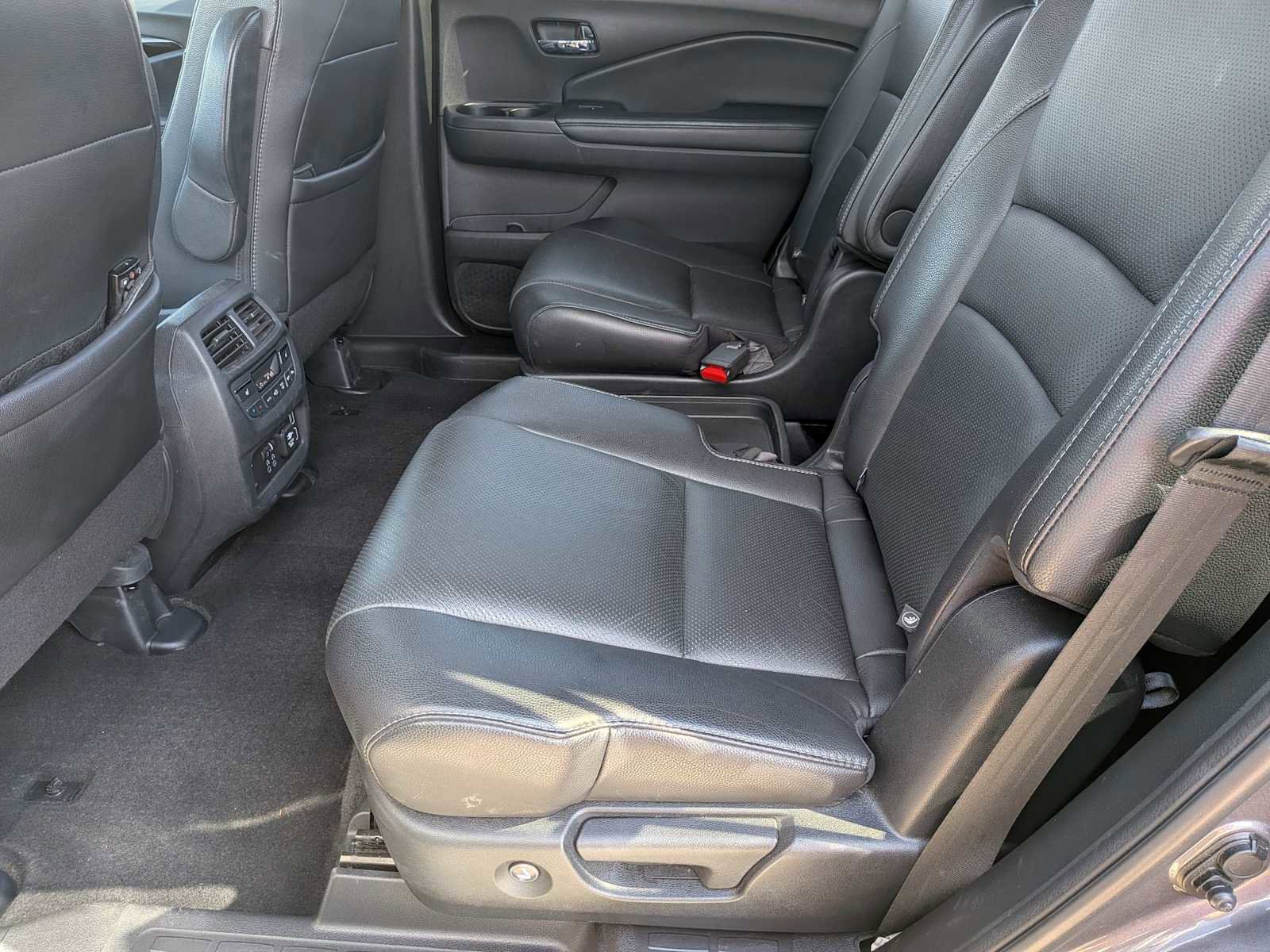 Certified 2019 Honda Pilot Elite image 19