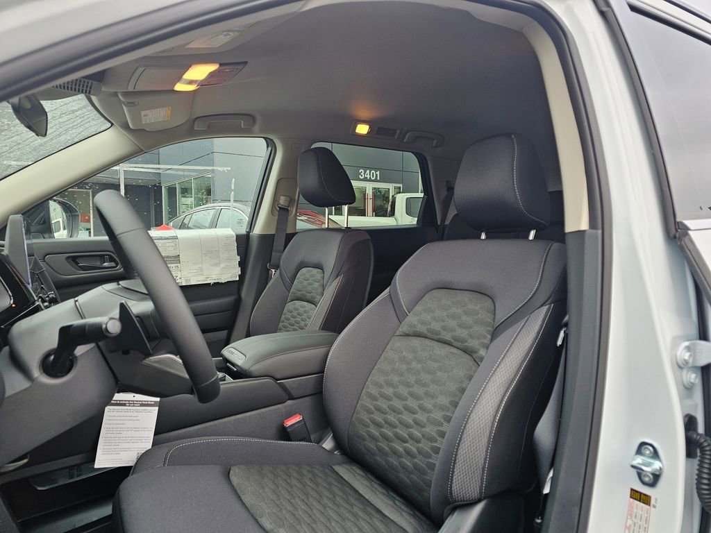 New 2026 Nissan Pathfinder SV image 17